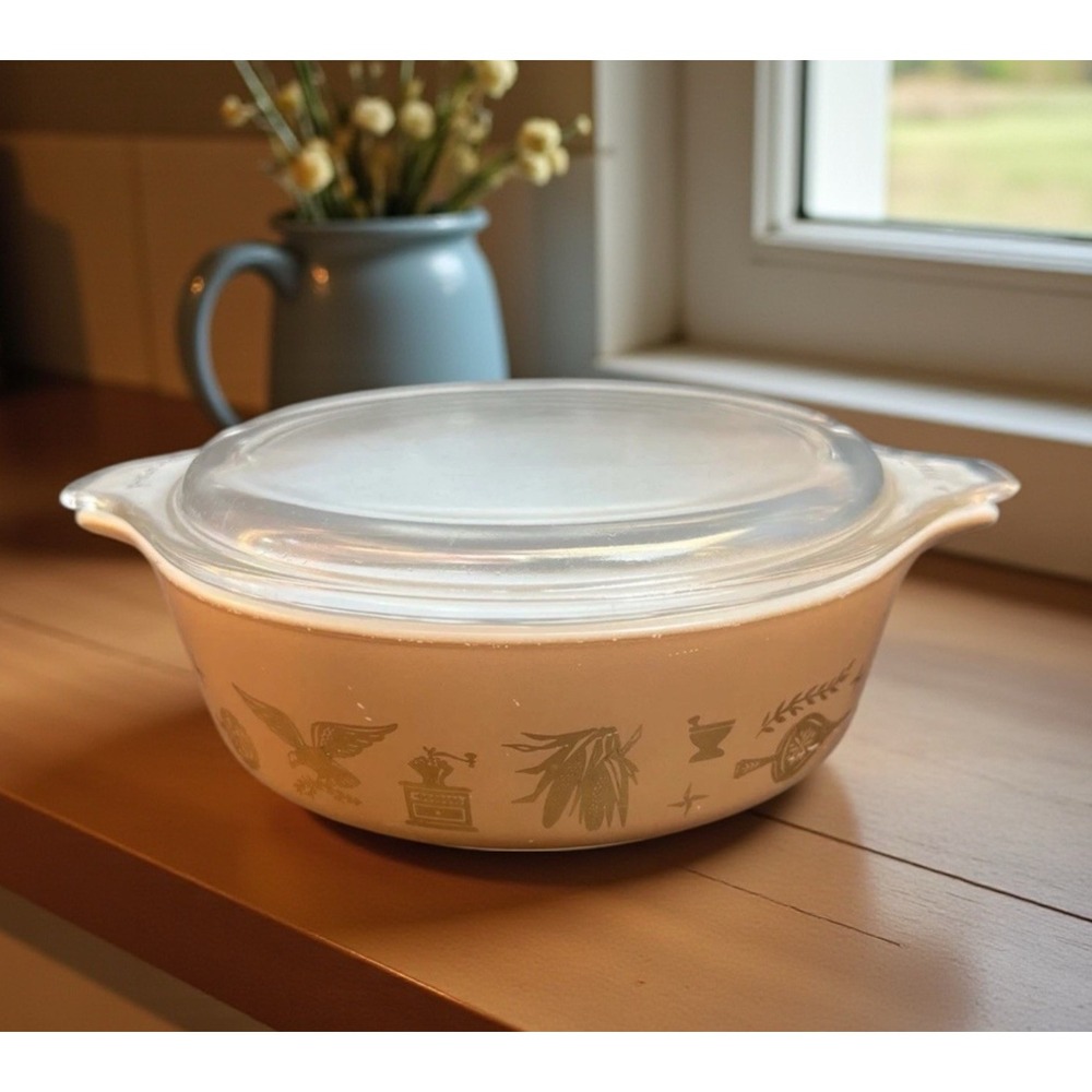 Pyrex Early American Covered Lid Casserole Dish 471 Pint Brown Ovenware Vintage